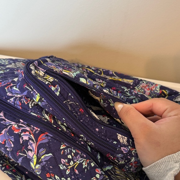 NEVER USED - Vera Bradley Harry Potter Forbidden Forrest Sling Backpack - Picture 5 of 5